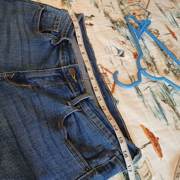 OldNavy curvy 12 stretch 31.5" inseam - Picture 8 of 16